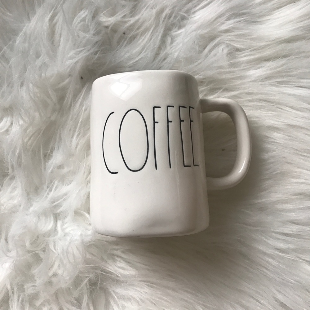 •Rae Dunn Coffee Mug